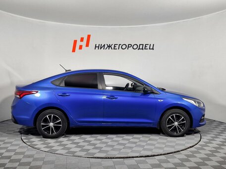 2019 Hyundai Solaris II, синий, 929000 рублей, вид 4