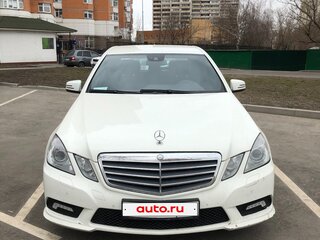2010 Mercedes-Benz E-Класс 200 5G-Tronic IV (W212, S212, C207), белый, 1290000 рублей, вид 1