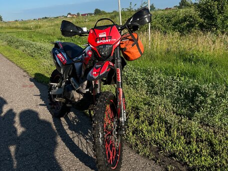 2024 Regulmoto Sport 003 PR Pro, красный, 180000 рублей, вид 3