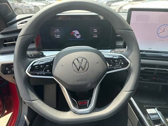 2026 Volkswagen Lamando L GTS II Рестайлинг, чёрный - вид 12