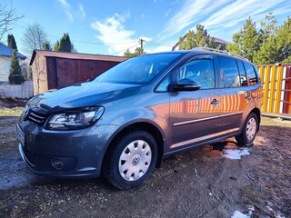 2013 Volkswagen Touran I Рестайлинг 2, серый, 1620000 рублей, вид 1