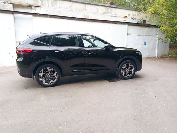 2022 Haval F7 I, чёрный, 1898000 рублей - вид 2