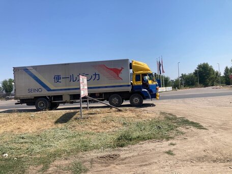 1992 Hino Profia, жёлтый, 1150000 рублей, вид 2