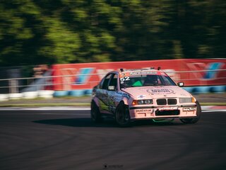 1992 BMW 3 серии 316i III (E36), розовый, 870000 рублей, вид 1