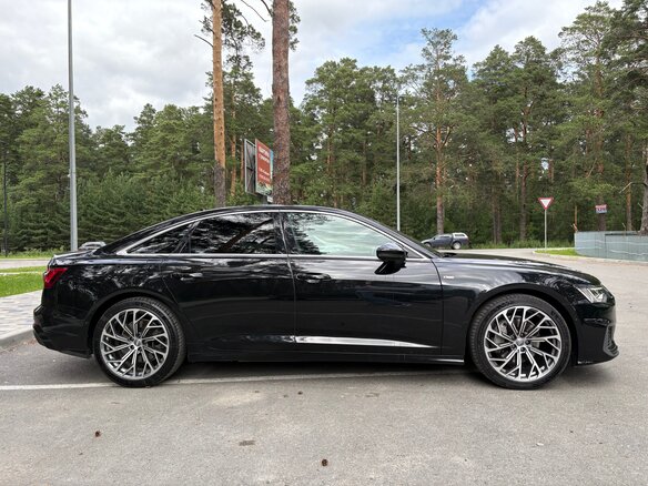 2020 Audi A6 45 TFSI V (C8), чёрный, 4500000 рублей - вид 3