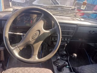 2016 Lada (ВАЗ) 2121 (4x4) I Рестайлинг, серебристый, 650000 рублей, вид 4