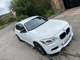 2011 BMW 1 серии 118i II (F20/F21), белый, 1200000 рублей, вид 3