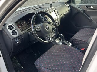 2013 Volkswagen Tiguan I Рестайлинг, белый, 1550000 рублей, вид 4