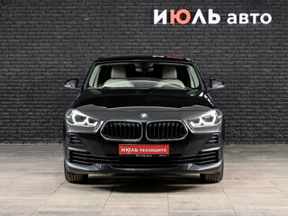2020 BMW X2 sDrive18i I (F39), чёрный, 2500000 рублей, вид 2