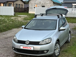 2010 Volkswagen Golf VI, серебристый, 595000 рублей, вид 2