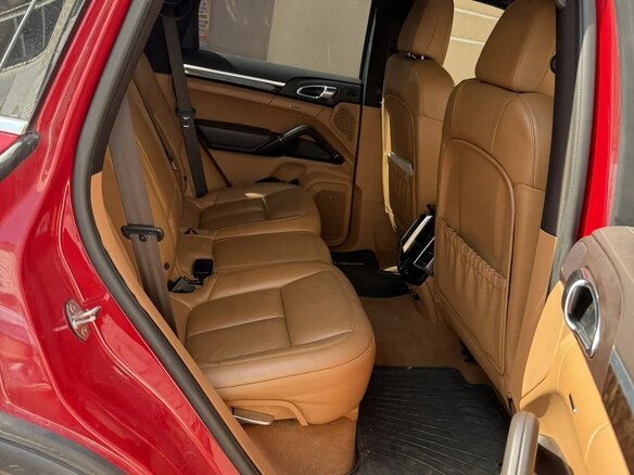 2016 Porsche Cayenne S II Рестайлинг (958), красный, 3121000 рублей - вид 14