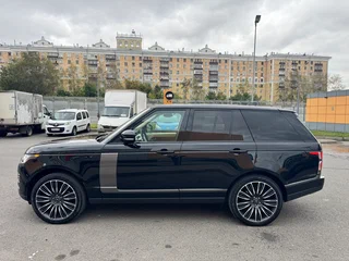 2021 Land Rover Range Rover IV Рестайлинг, чёрный, 5600000 рублей, вид 5