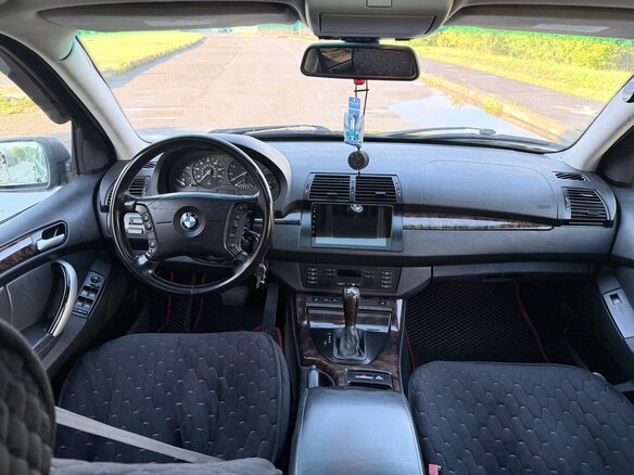 2001 BMW X5 3.0i I (E53), чёрный - вид 9