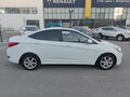 2014 Hyundai Solaris I Рестайлинг, белый - вид 3