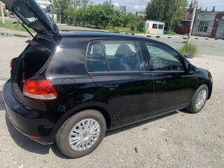 2011 Volkswagen Golf VI, чёрный, 1220000 рублей, вид 4