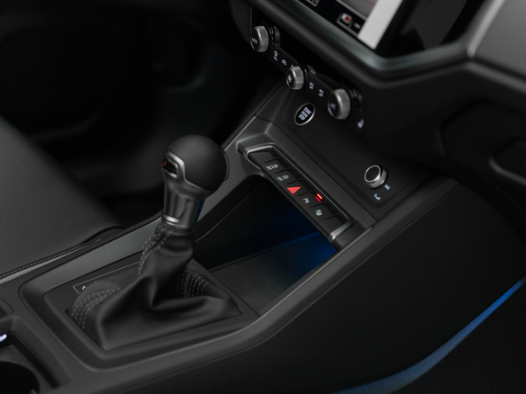2026 Audi Q3 35 TFSI II (F3), белый, 4050000 рублей - вид 23
