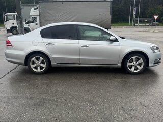 2011 Volkswagen Passat B7, серебристый, 900000 рублей, вид 4