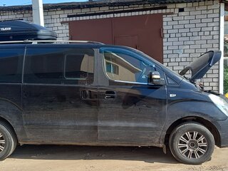 2011 Hyundai Grand Starex I, чёрный, 1200000 рублей, вид 2