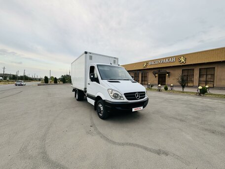 2009 Mercedes-Benz Фургон (4х2), белый, 2750000 рублей, вид 1