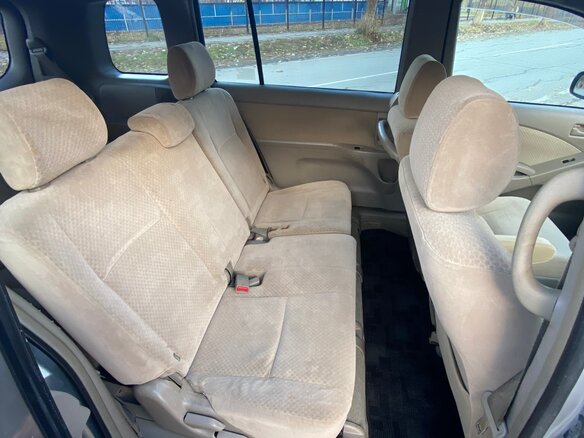 2004 Toyota ISis I, серый, 950000 рублей - вид 18