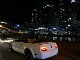 2005 Ford Mustang V, белый, 2300000 рублей, вид 2