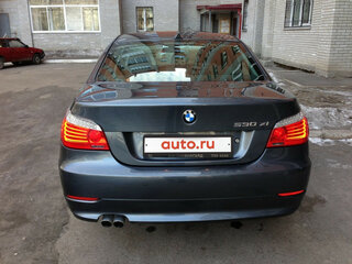 2008 BMW 5 серии 530xi V (E60/E61) Рестайлинг, серый, 850000 рублей, вид 3