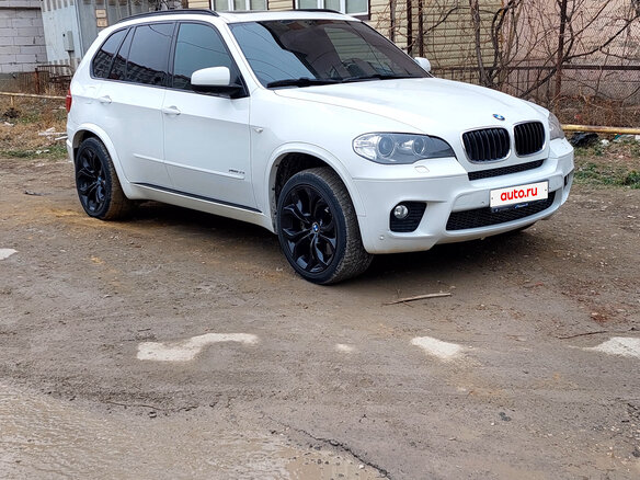 2012 BMW X5 50i II (E70) Рестайлинг, белый, 1850000 рублей - вид 2