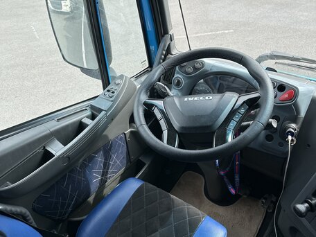 2005 Iveco Stralis, голубой, 900000 рублей, вид 1
