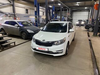 2017 Kia Rio III Рестайлинг, белый, 799999 рублей, вид 1