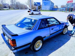 1985 Mazda 626 II (GC), синий, 350000 рублей, вид 1