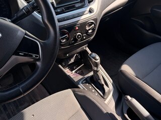2017 Hyundai Solaris II, синий, 1000000 рублей, вид 5