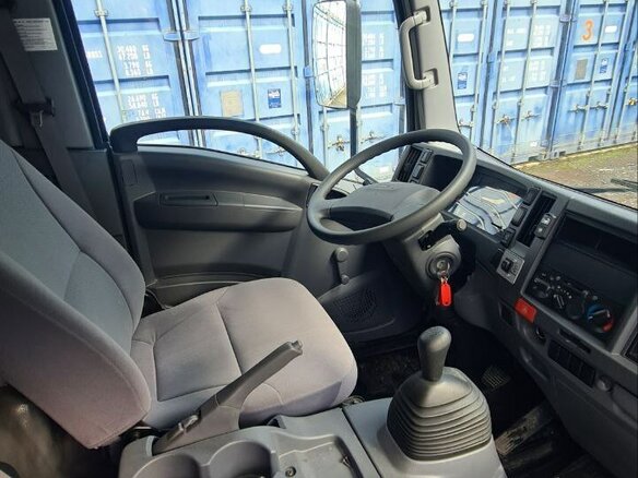 2021 Isuzu Elf (N-series), белый, 7450000 рублей - вид 13