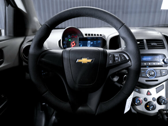 2012 Chevrolet Aveo II, чёрный, 659000 рублей - вид 12
