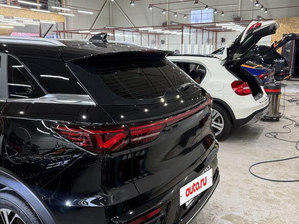 2022 JAC JS6, чёрный, 1650000 рублей - вид 8