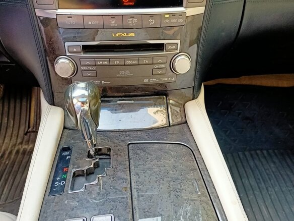2010 Lexus LS Long 600h L IV Рестайлинг, чёрный, 1490999 рублей - вид 6