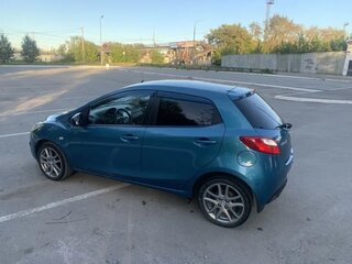 2013 Mazda 2 II Рестайлинг (DE2), голубой, 850000 рублей, вид 5