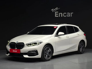 2021 BMW 1 серии 118d III (F40), белый, 2410000 рублей, вид 1