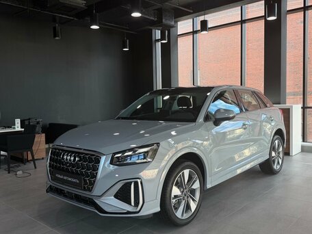 2026 Audi Q2 L 35 TFSI I Рестайлинг, серый, 3890000 рублей, вид 5