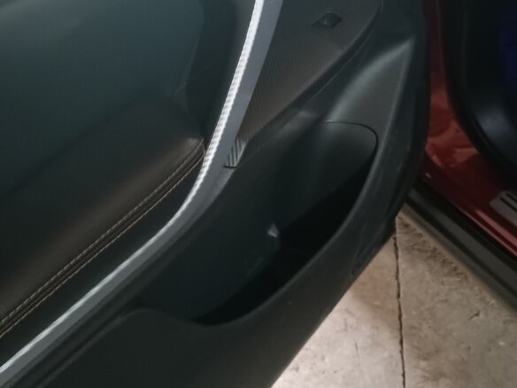 2018 Mitsubishi Eclipse Cross I, красный, 1800000 рублей - вид 4