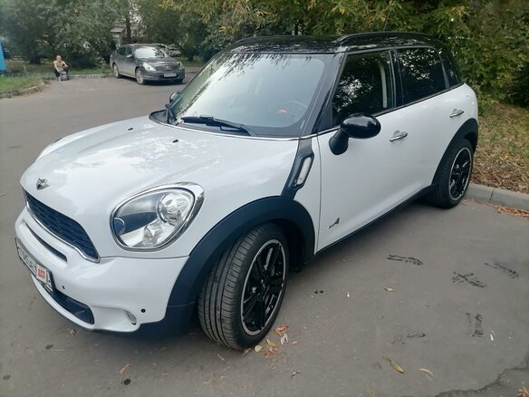 2010 Mini Countryman Cooper S I, белый, 1750000 рублей - вид 2