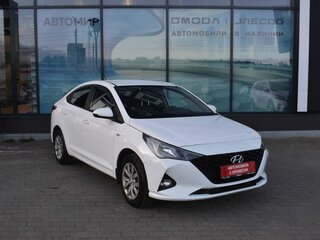 2021 Hyundai Solaris II Рестайлинг, белый, 1550000 рублей, вид 3