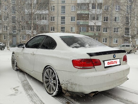 2009 BMW 3 серии 320i V (E90/E91/E92/E93), белый, 1100000 рублей - вид 8