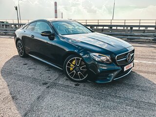 2017 Mercedes-Benz E-Класс 400 V (W213, S213, C238), зелёный, 5500000 рублей, вид 4