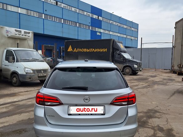 2019 Opel Astra K, серебристый, 1700000 рублей - вид 4