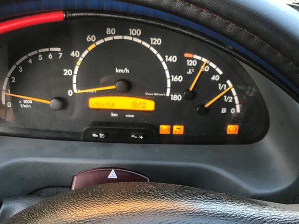 2015 Mercedes-Benz Sprinter Classic, белый, 900000 рублей - вид 2