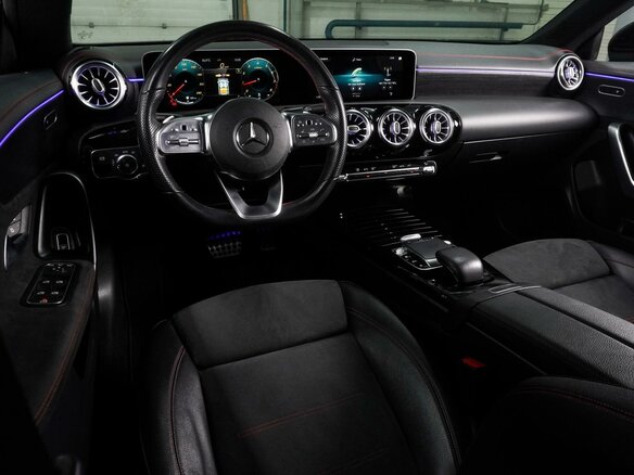 2019 Mercedes-Benz CLA 200 II (C118, X118), чёрный, 2479000 рублей - вид 5