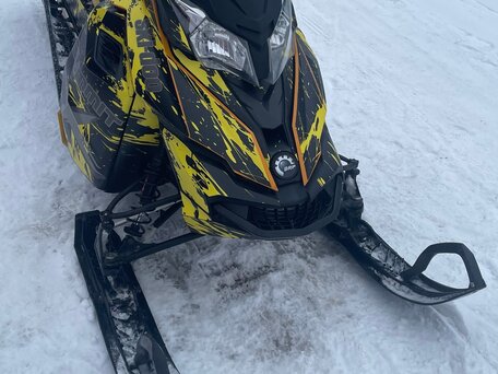 2013 BRP Ski-Doo Summit 800, жёлтый, 780000 рублей, вид 2