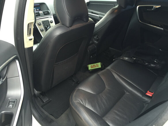 2011 Volvo XC60 I, белый - вид 7