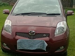 2007 Toyota Vitz II (XP90), красный, 750000 рублей, вид 1