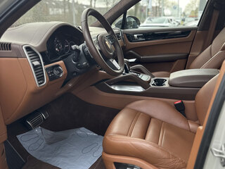 2020 Porsche Cayenne Turbo III, серый, 17400000 рублей, вид 5